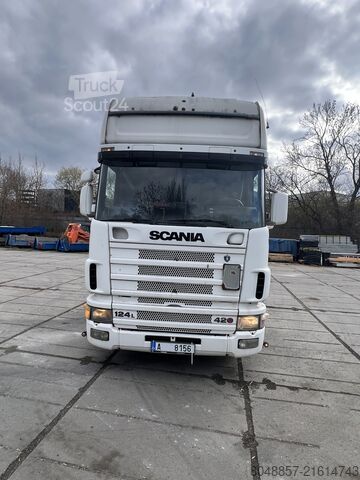 Standard tractor unit Scania L124.420
