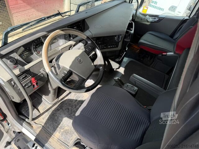 Chassis cabine Volvo FH 420 6X2 *EX-ADR FUEL TANKER* - *137.000km!* ...