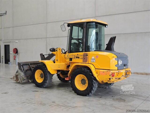 Колісний навантажувач VOLVO L30G + Fork