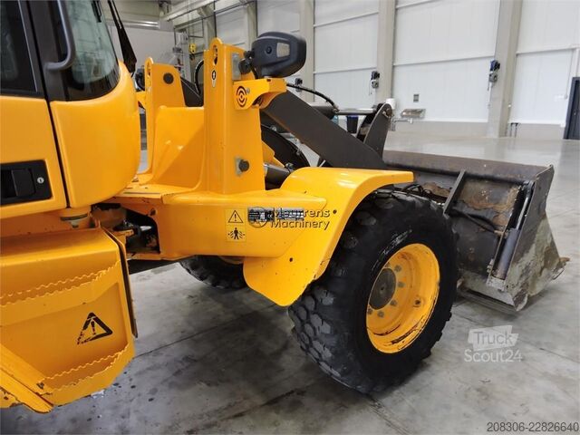Kerekes rakodó VOLVO L30G + Fork