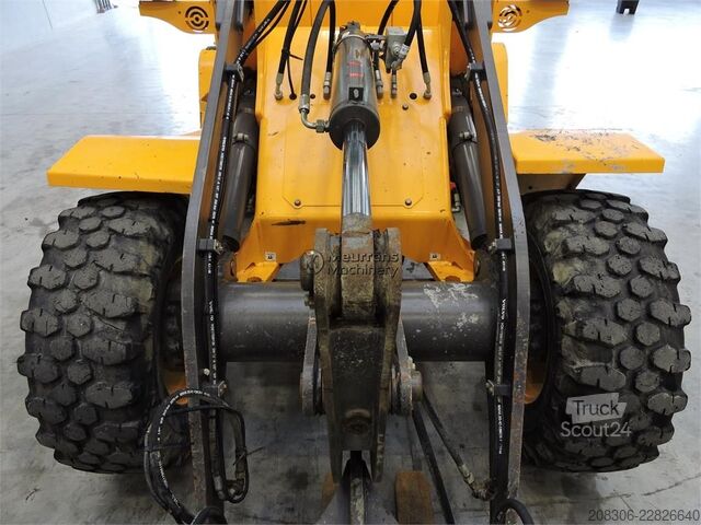 Kerekes rakodó VOLVO L30G + Fork