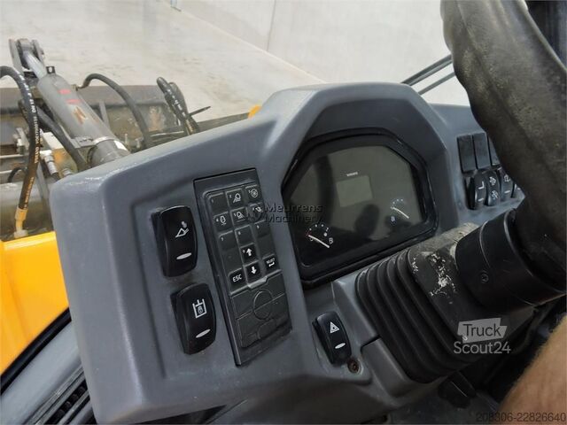Kerekes rakodó VOLVO L30G + Fork