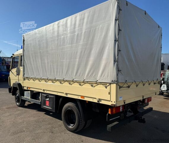 Kombiniran vozilo s ponjavo MERCEDES-BENZ 811 großes Haus / Doka 6 Sitzer 2x AHK