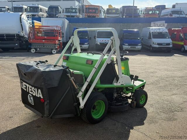 Ostalo  Etesia H124D Aufsitzrasenmäher Diesel Hydrostat