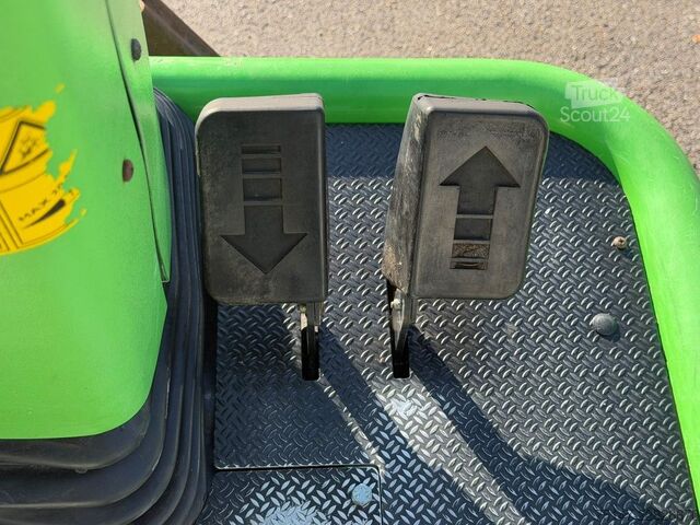 Ostalo  Etesia H124D Aufsitzrasenmäher Diesel Hydrostat