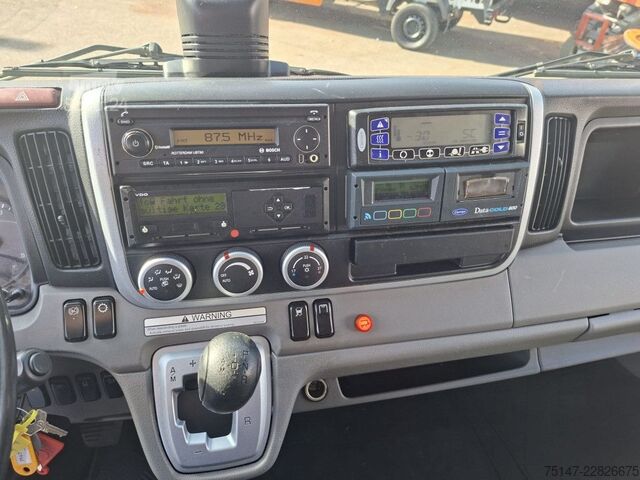 شاحنة بدن معزول مبرد FUSO Canter 9C18 Kühlkoffer LBW Carrier Supra 750