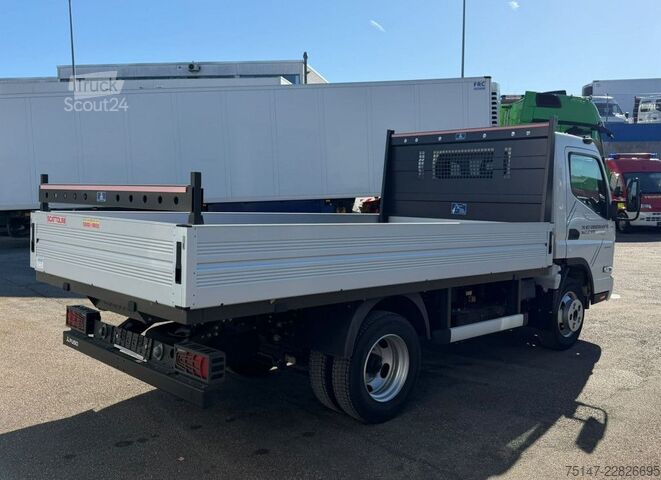 Pick-up bestelwagen FUSO eCanter 4C15e 3-Sitzer Klima Pritsche offen