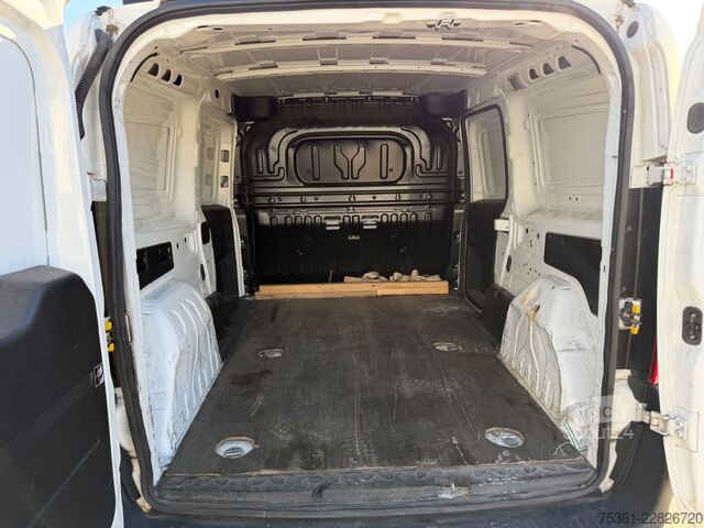 Фургон-панель FIAT Doblò SX Maxi Kasten AHK Motorschaden