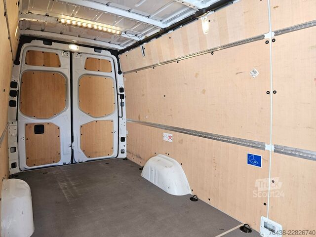 شاحنة بانل MERCEDES-BENZ eSprinter 314 L3 MAXI|56 kWh|TÜV,SERV,REIFEN NEU