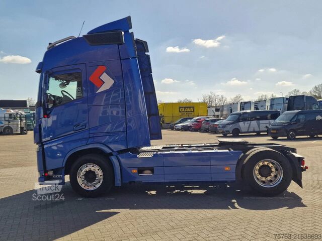 Standard-SZM Volvo FH 13.500 Globetrotter 4x2 - I parkcool - Custo...