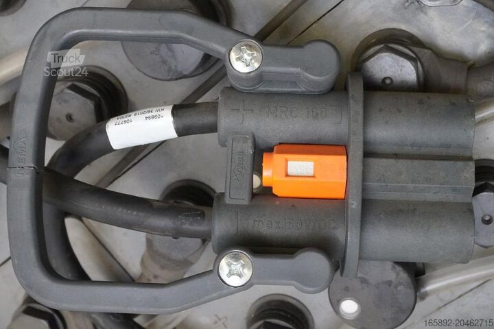 Forklift aküsü IBV 48 Volt 3 PzS 240 Ah