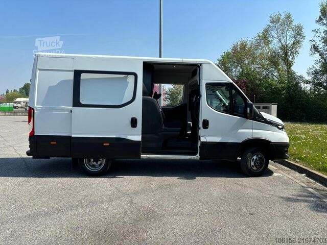 Furgoneta doble cabina Iveco Daily 35