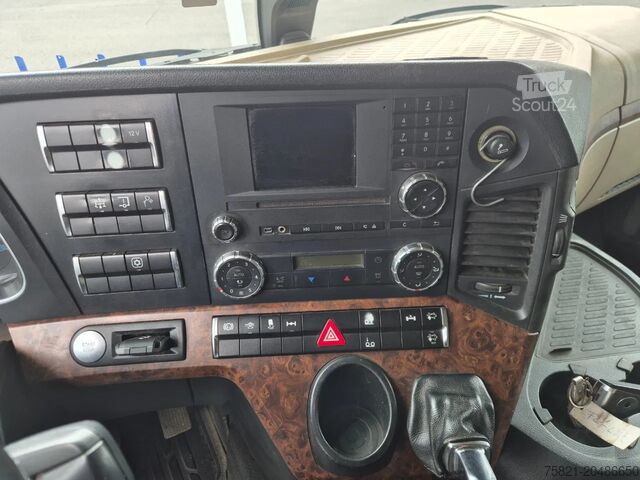 Fahrgestell mit Fahrerhaus Mercedes-Benz Actros 2548 6x2