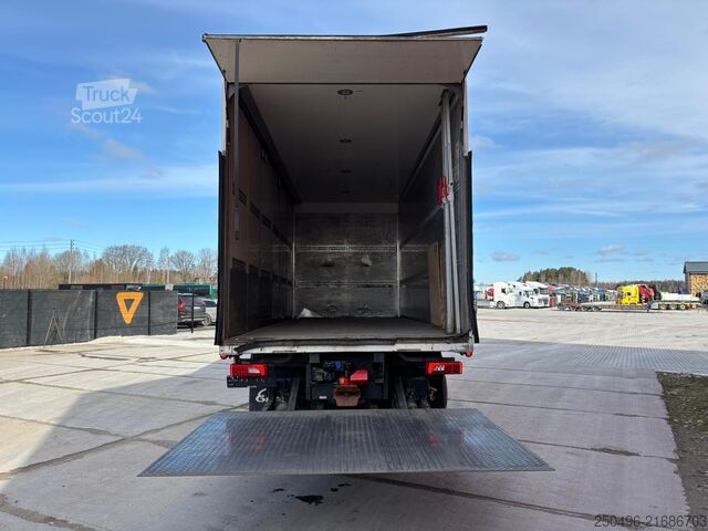 Dėžės korpusas Scania R 410 6x2*4 CNG / RETARDER / BOX L=6970 mm