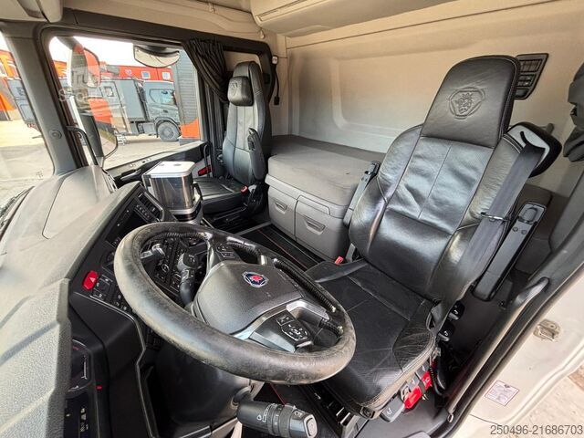 Σώμα κιβωτίου Scania R 410 6x2*4 LNG / RETARDER / BOX L=6970 mm