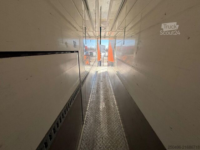 Transportavimas šaldytuve ir (arba) šaldiklyje Scania G 450 6x2*4 TK CO2 / BOX L=8454 mm / RETARDER