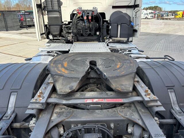 Standard traktor Volvo FH 540 6x2 GLOBE XL / RETARDER / DOUBLE BOGIE