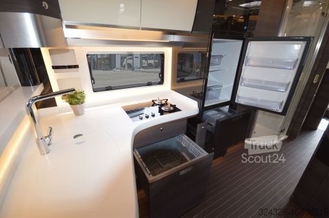 Alkoven karavan Concorde Cruiser 890 RLA RelaxLounge*ZederGloss*Vanille