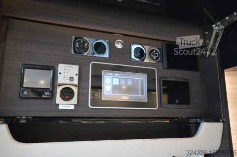 Integriertes Wohnmobil Concorde Liner 990 GI CL*Zeder/Highgloss*Vanille