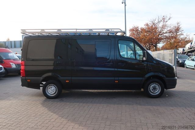 Kleinbus VOLKSWAGEN Crafter 35 mittel L2H1/Klima/6 Sitze/FN:128