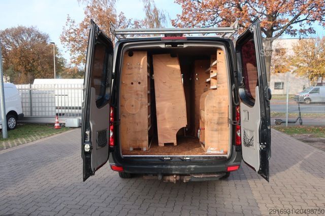 Kleinbus VOLKSWAGEN Crafter 35 mittel L2H1/Klima/6 Sitze/FN:128
