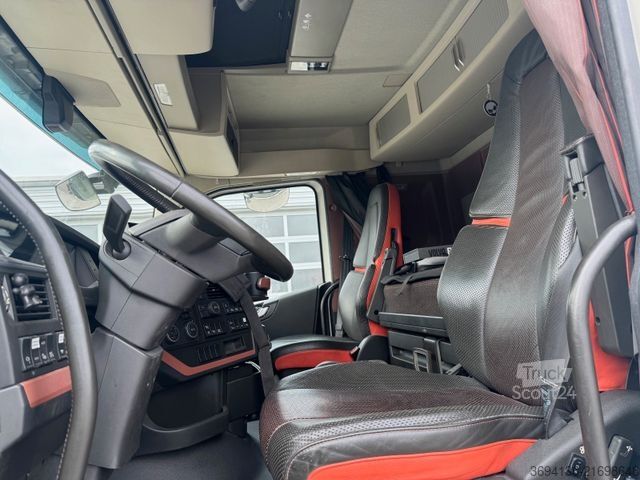 Grúa montada en camión VOLVO FH750 8x4 Effer 2055 8s-Jib6S Heavy Duty