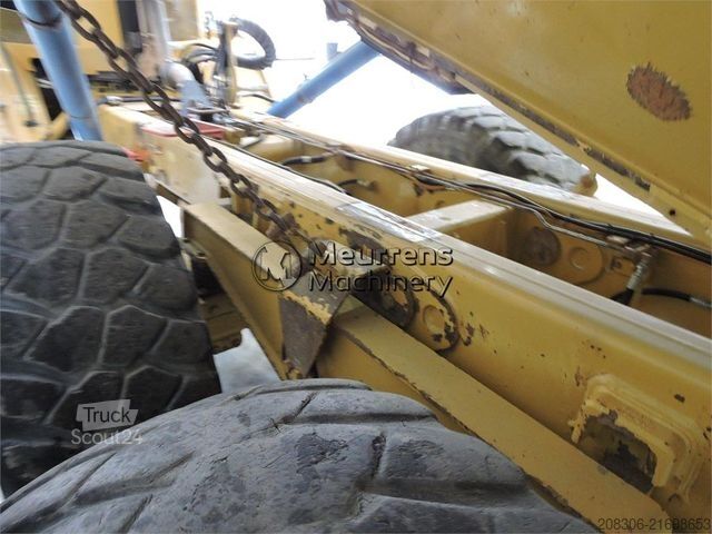 Sonstige CATERPILLAR 730
