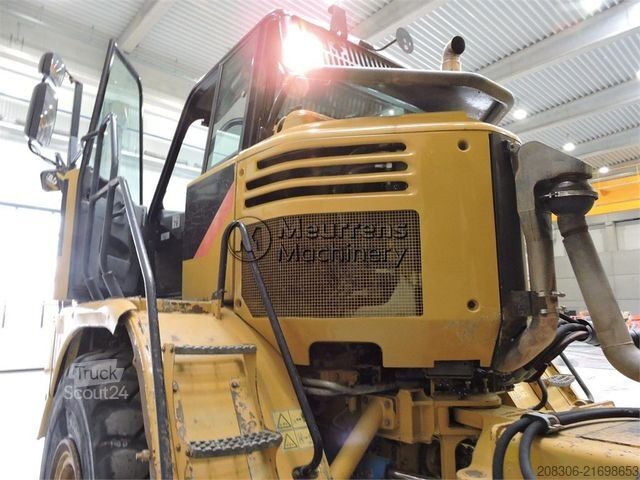 Sonstige CATERPILLAR 730