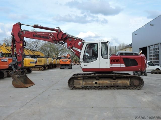 Escavatore cingolato LIEBHERR R906