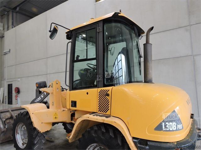 Cargadora de ruedas VOLVO L30B