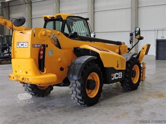 Teleskopiskais iekrāvējs JCB 540-170
