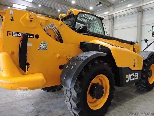 Teleskopiskais iekrāvējs JCB 540-170