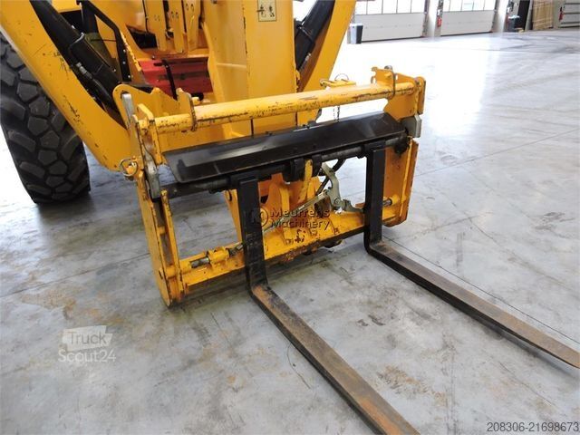 Teleskopiskais iekrāvējs JCB 540-170