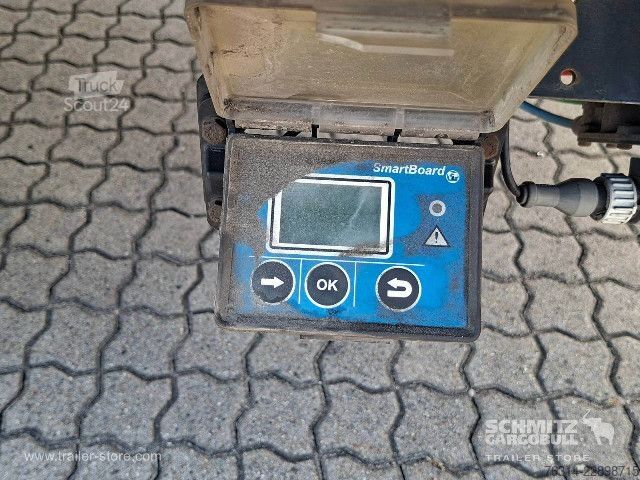 Atvira puspriekabė su tentu Kögel Curtainsider Mega