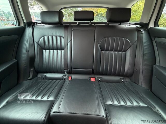 Mikroautobuss SKODA Superb 2.0 TDI SCR DSG Active Combi Panoramadach