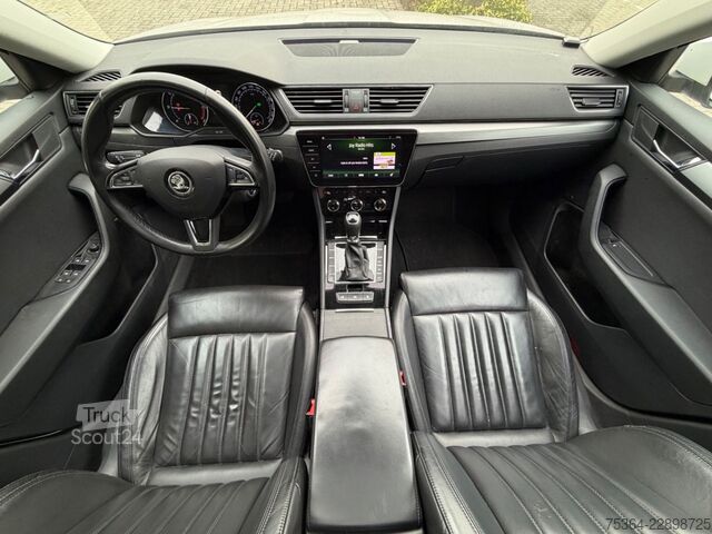 Mikroautobuss SKODA Superb 2.0 TDI SCR DSG Active Combi Panoramadach