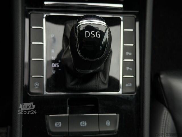 Mikroautobuss SKODA Superb 2.0 TDI SCR DSG Active Combi Panoramadach