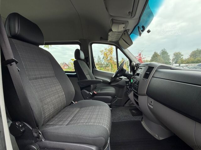 Minibus MERCEDES-BENZ Sprinter 214 Cdi BlueTec 9Sitze Schiebetür Klima
