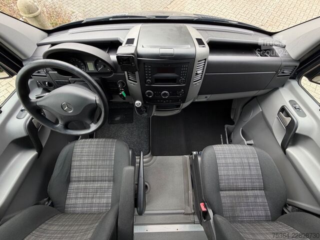 Minibus MERCEDES-BENZ Sprinter 214 Cdi BlueTec 9Sitze Schiebetür Klima