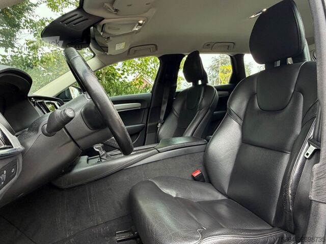 Minibus VOLVO V90 D3 Momentum Leder Klima Navi Automatik Euro6