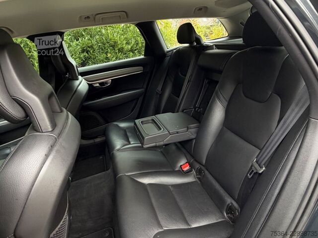 Minibus VOLVO V90 D3 Momentum Leder Klima Navi Automatik Euro6