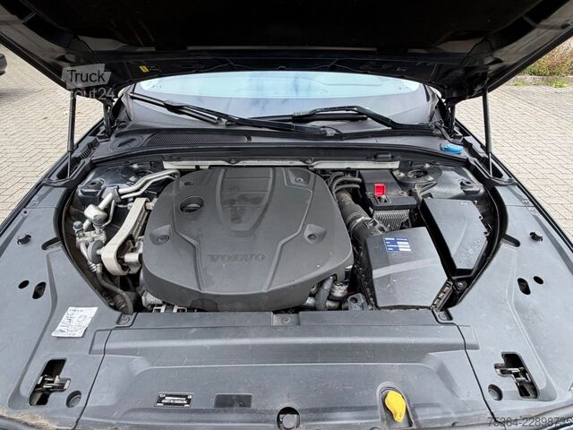 Minibus VOLVO V90 D3 Momentum Leder Klima Navi Automatik Euro6