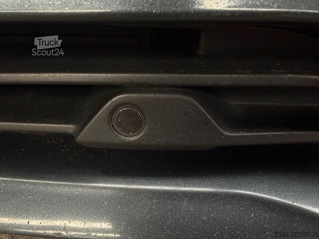 Minibus VOLVO V90 D3 Momentum Leder Klima Navi Automatik Euro6