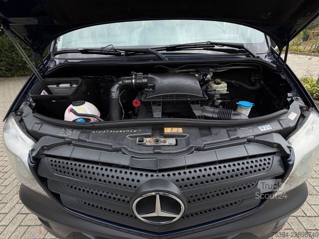 Minibus MERCEDES-BENZ Sprinter 213 Cdi BlueTec 9Sitze Schiebetür Klima