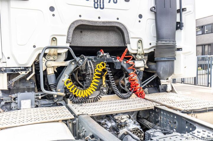 Standard tractor MERCEDES ACTROS 1846 LS