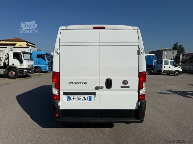 Carrinha FIAT Ducato