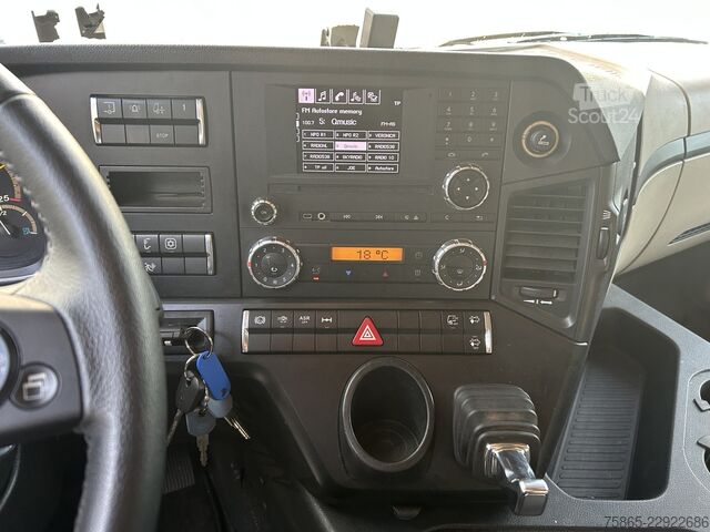 Standart-SZM Mercedes-Benz Actros 1840 LS StreamSpace / 906 dkm / Tacho V2...