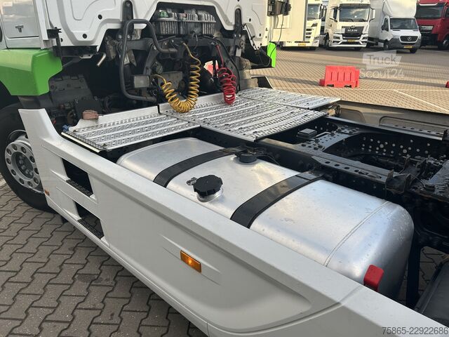 Standart-SZM Mercedes-Benz Actros 1840 LS StreamSpace / 906 dkm / Tacho V2...