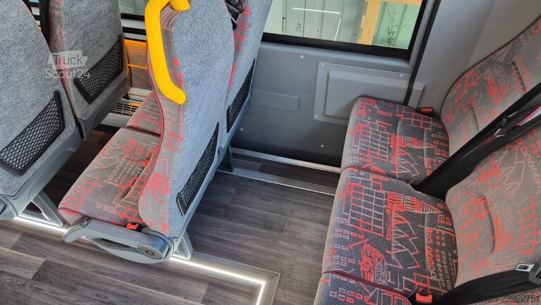 Kleinbus MERCEDES-BENZ 30 Sitzer Schul- Transferbus 519 Lagerfahrzeug