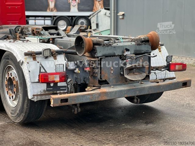 Камион с кука за контейнери VOLVO FM 400 6x2 Lenk+Lift Achse Meiller Voll Luft EU5